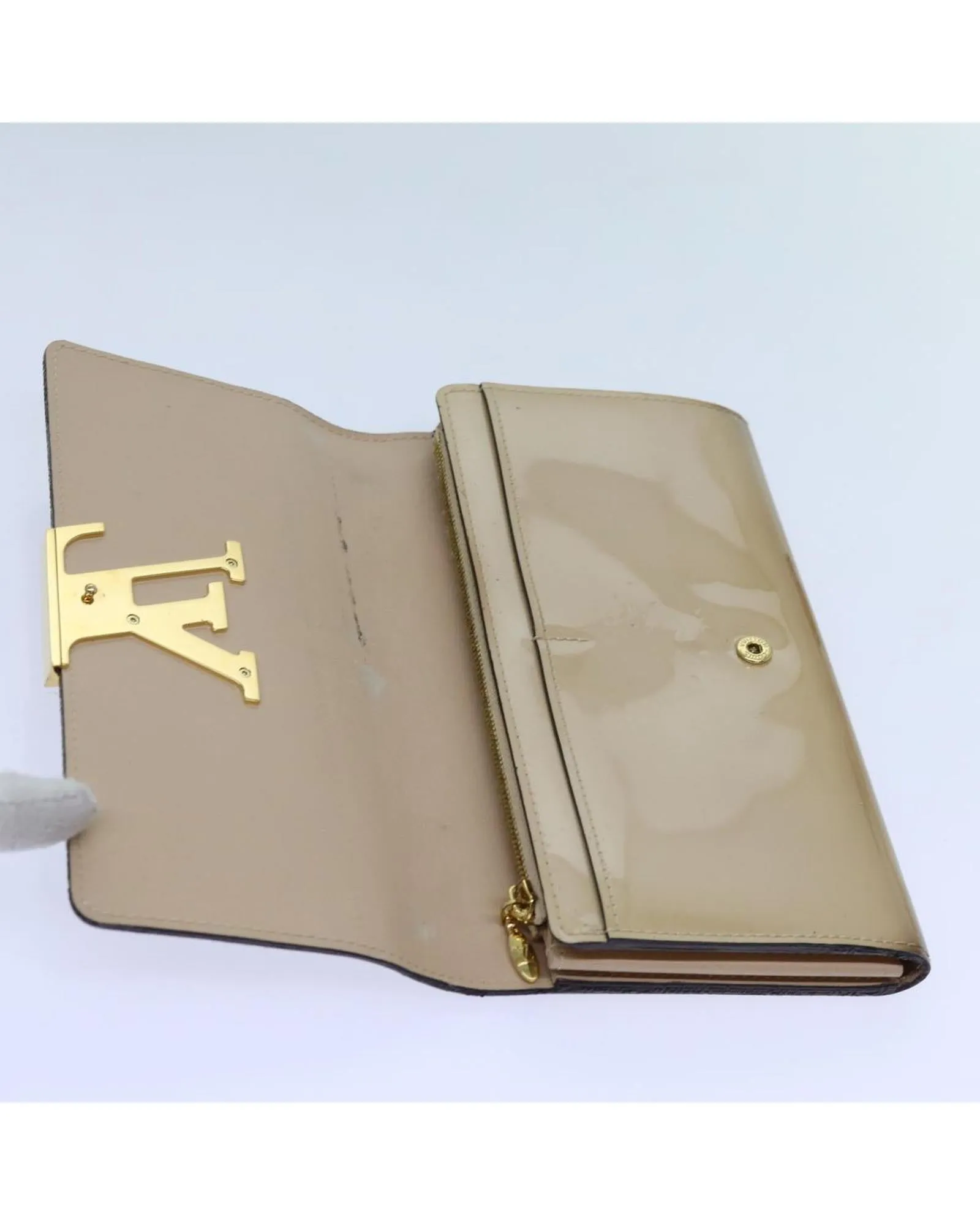 Beige Patent Leather Long Wallet with Button Clasp