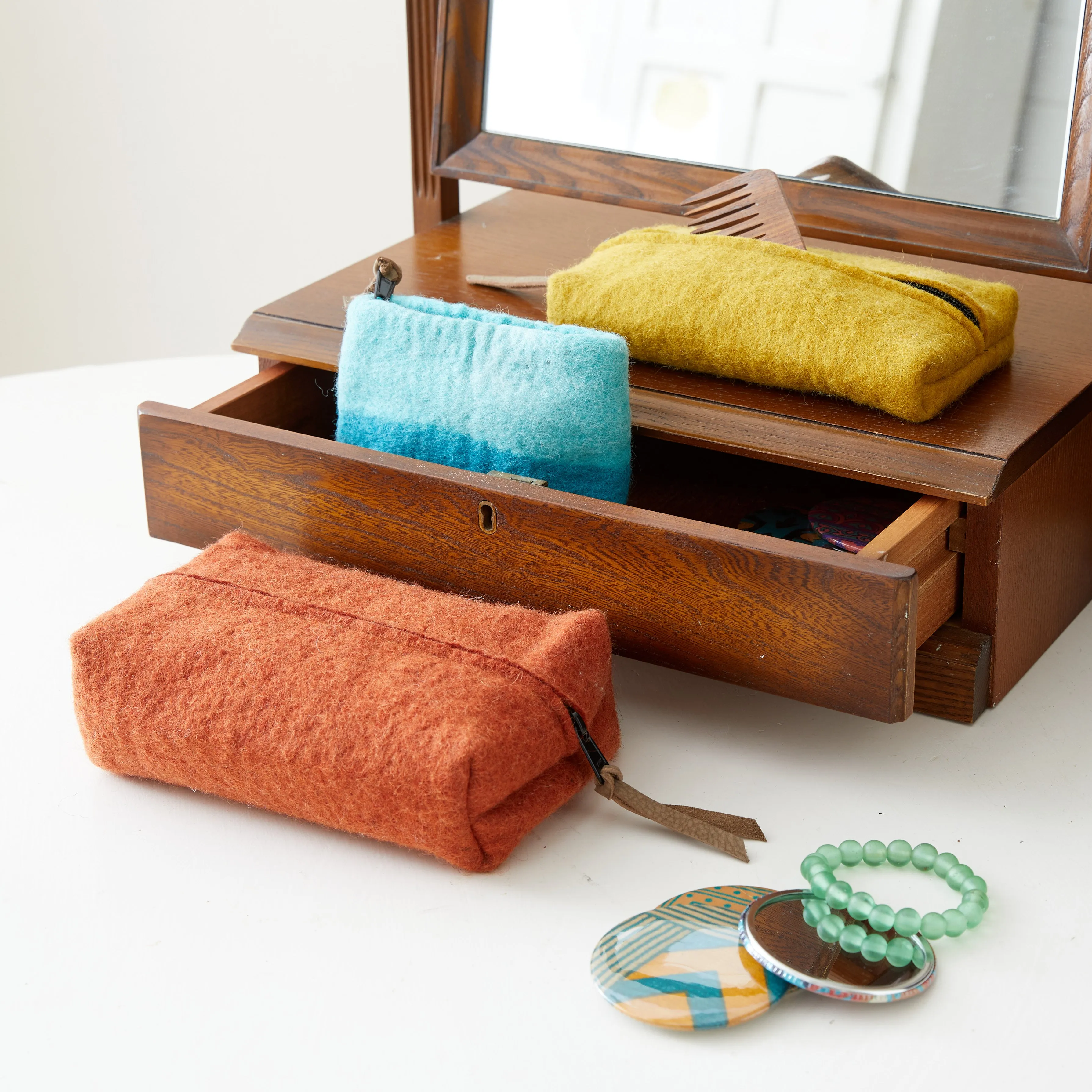 BIDYUT Boxy Felt Pouch Desk Tidy (WS)