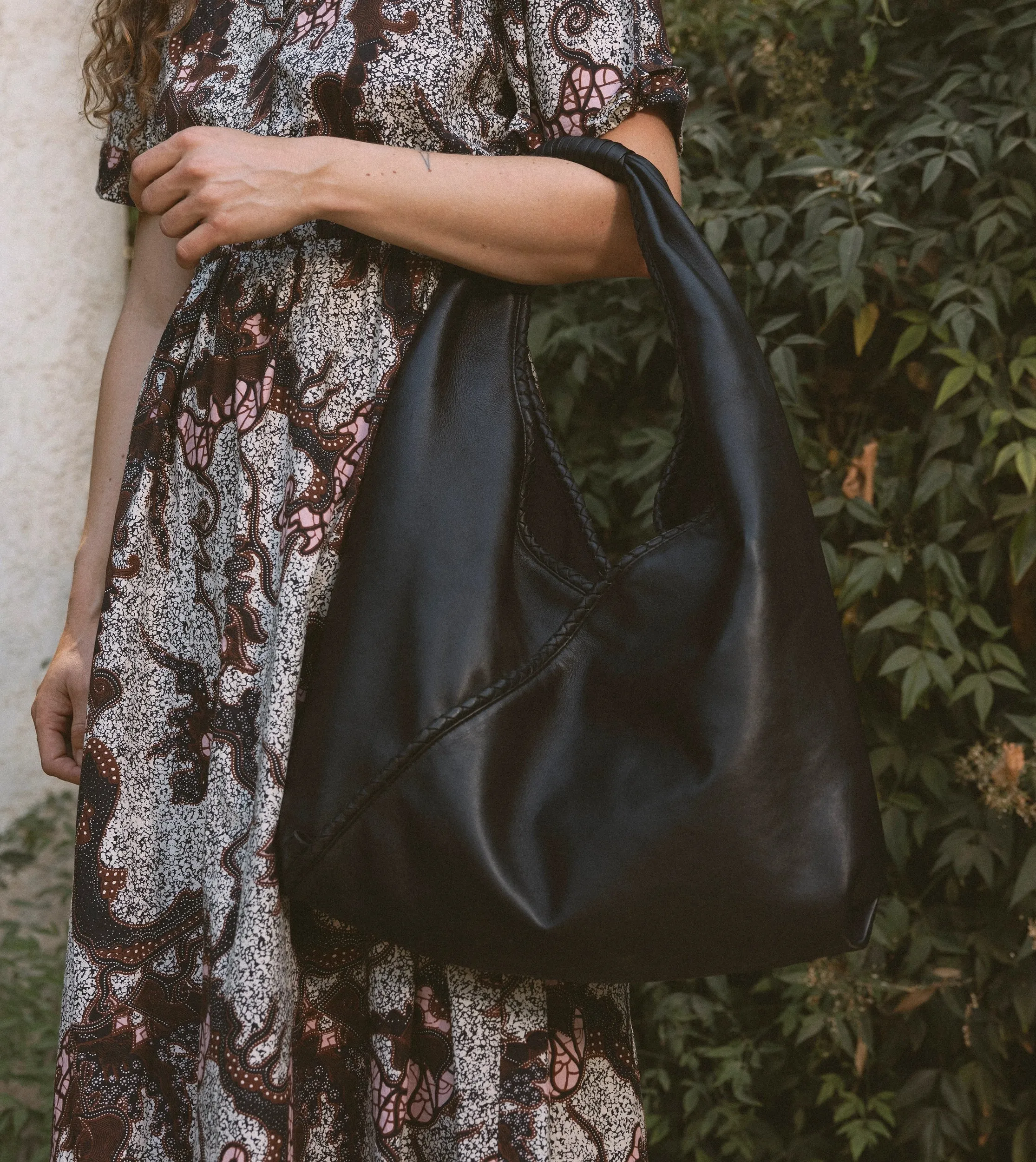 Bryant Hobo Bag | Black