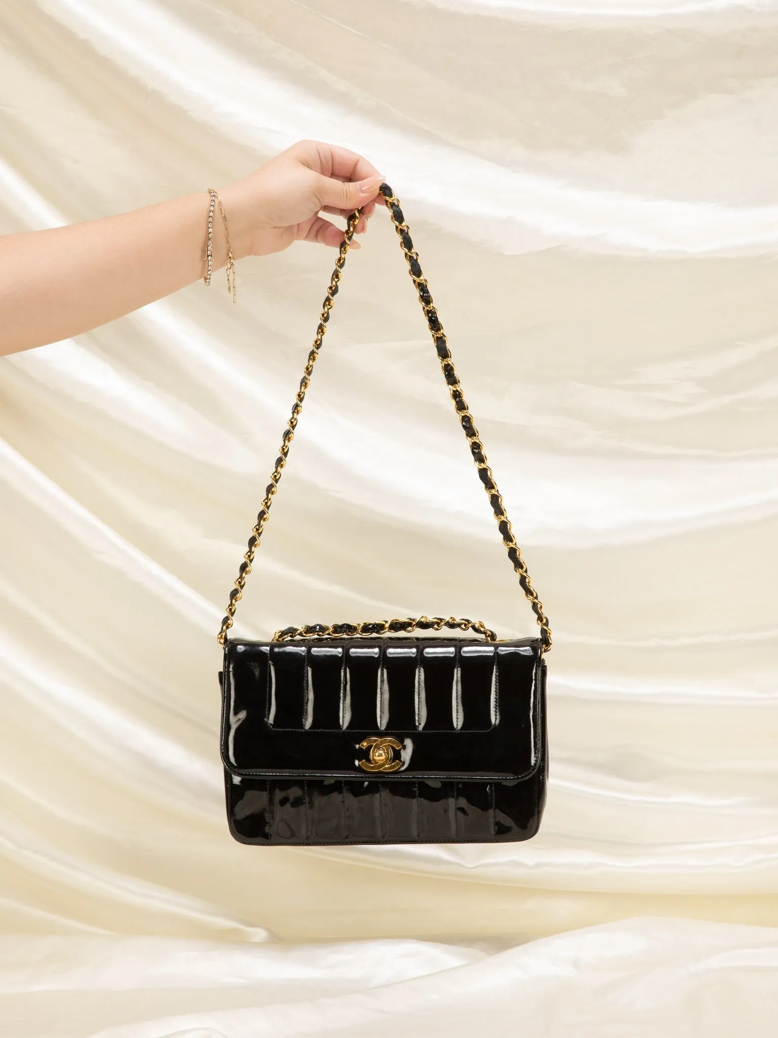 CL Patent Vertical Flap Bag