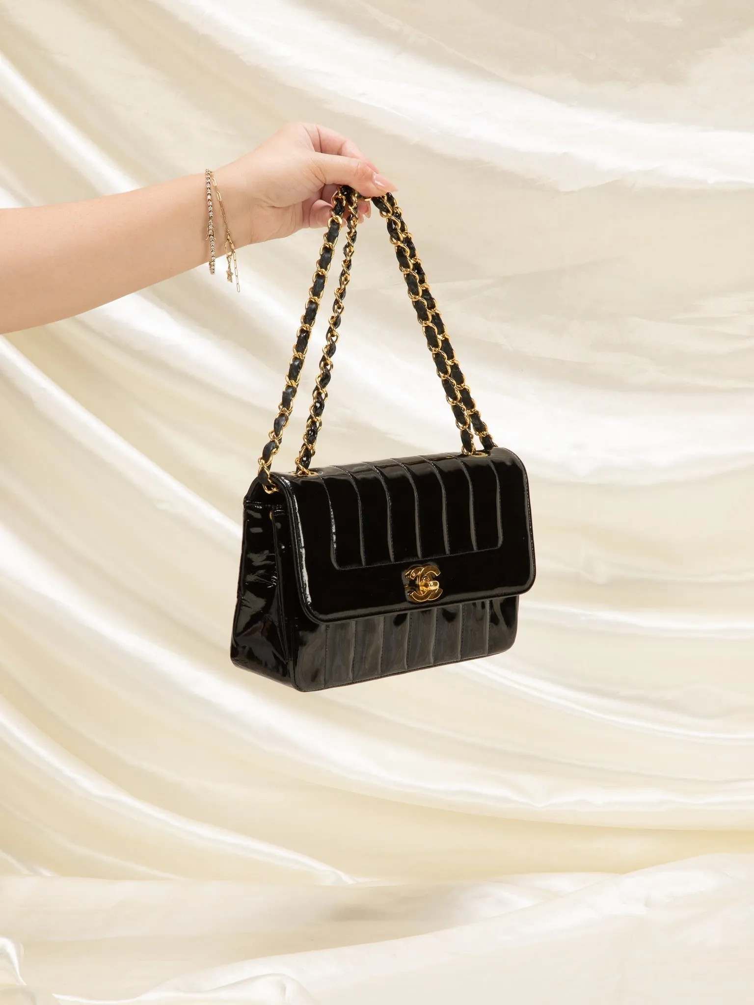 CL Patent Vertical Flap Bag