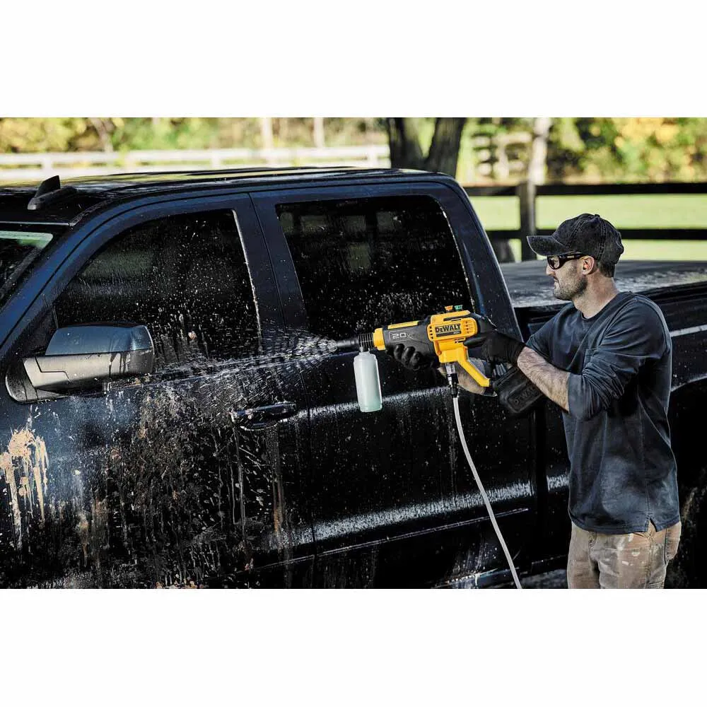 DeWalt DCPW550B 20V Max* 550 psi Cordless Power Cleaner Bare Tool