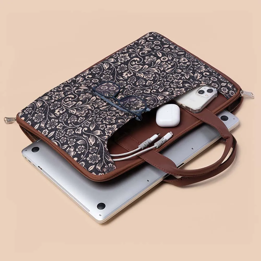 Lattice Lace L-Zippered Laptop Sleeve