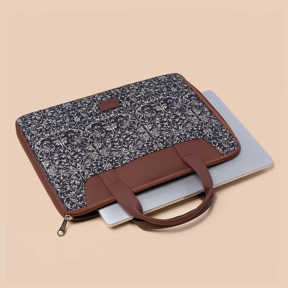 Lattice Lace L-Zippered Laptop Sleeve