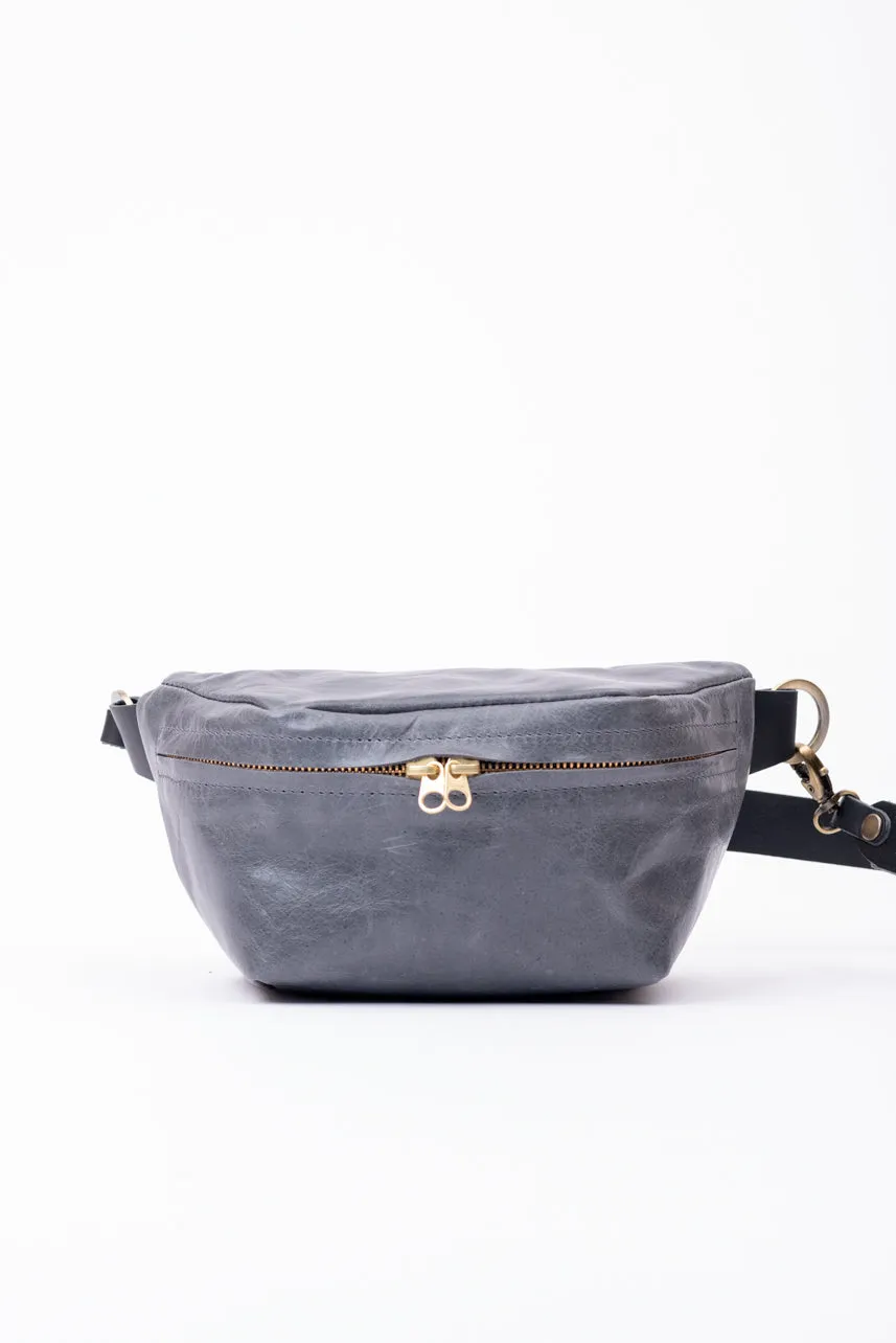 Leather fanny pack MUSA model