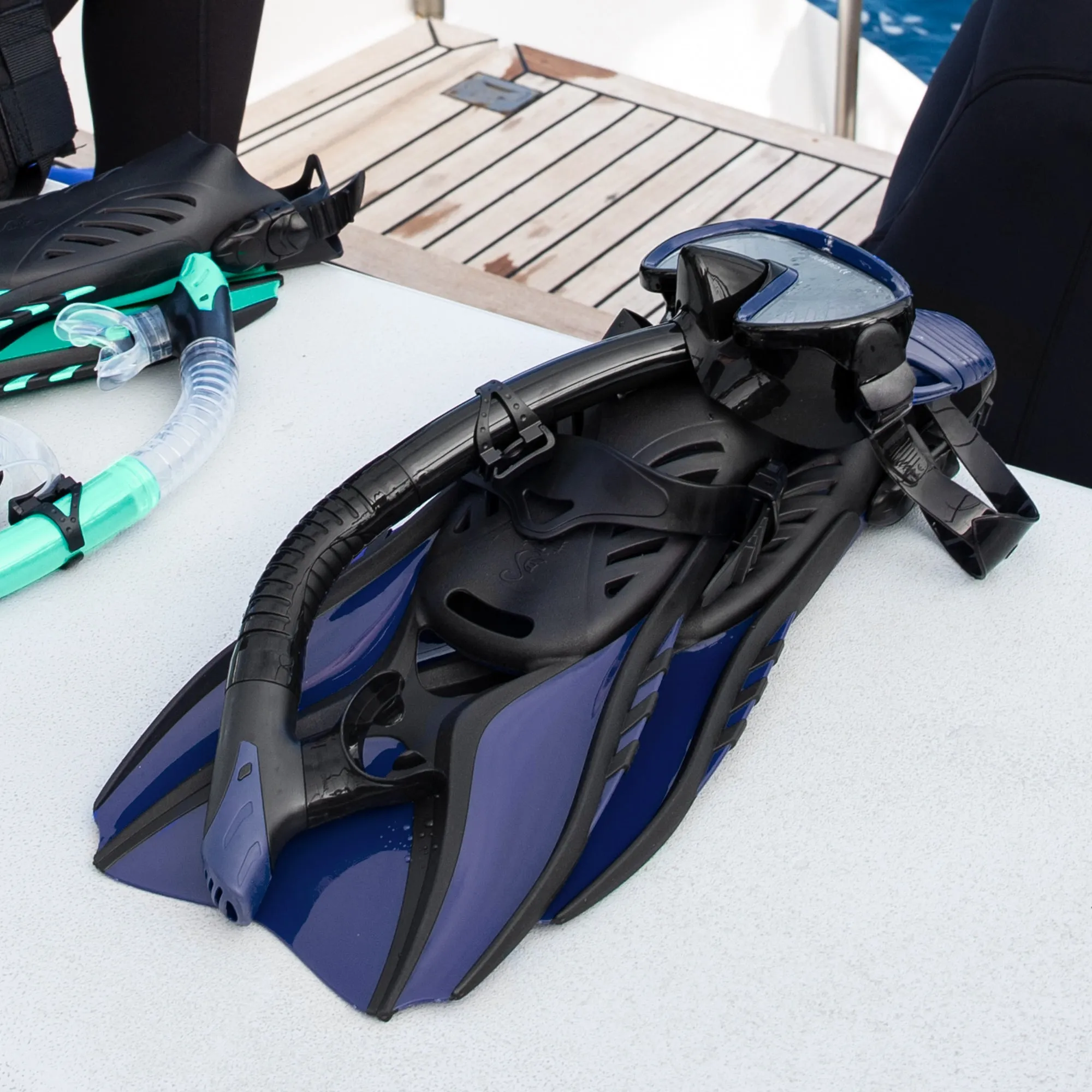 Seavenger Voyager Snorkeling Set