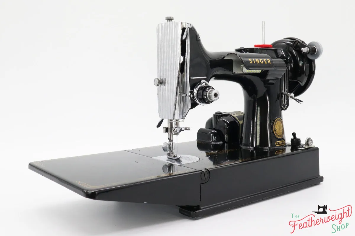 Singer Featherweight 221 Sewing Machine, AM1865**