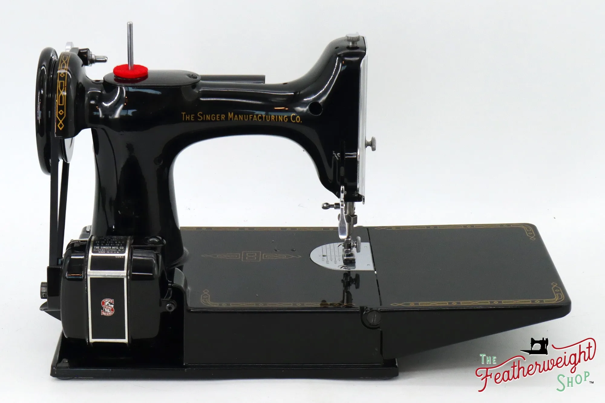 Singer Featherweight 221 Sewing Machine, AM3896** - 1956