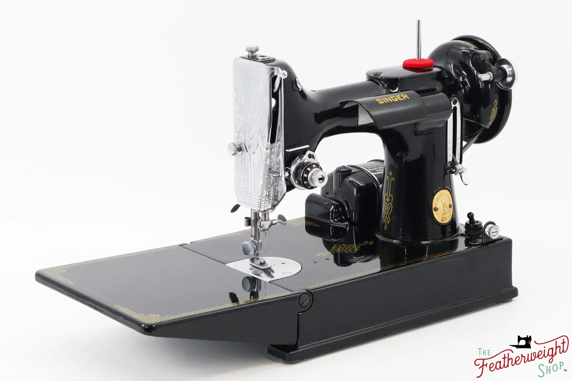 Singer Featherweight 221K Sewing Machine, 1948 - EE576***