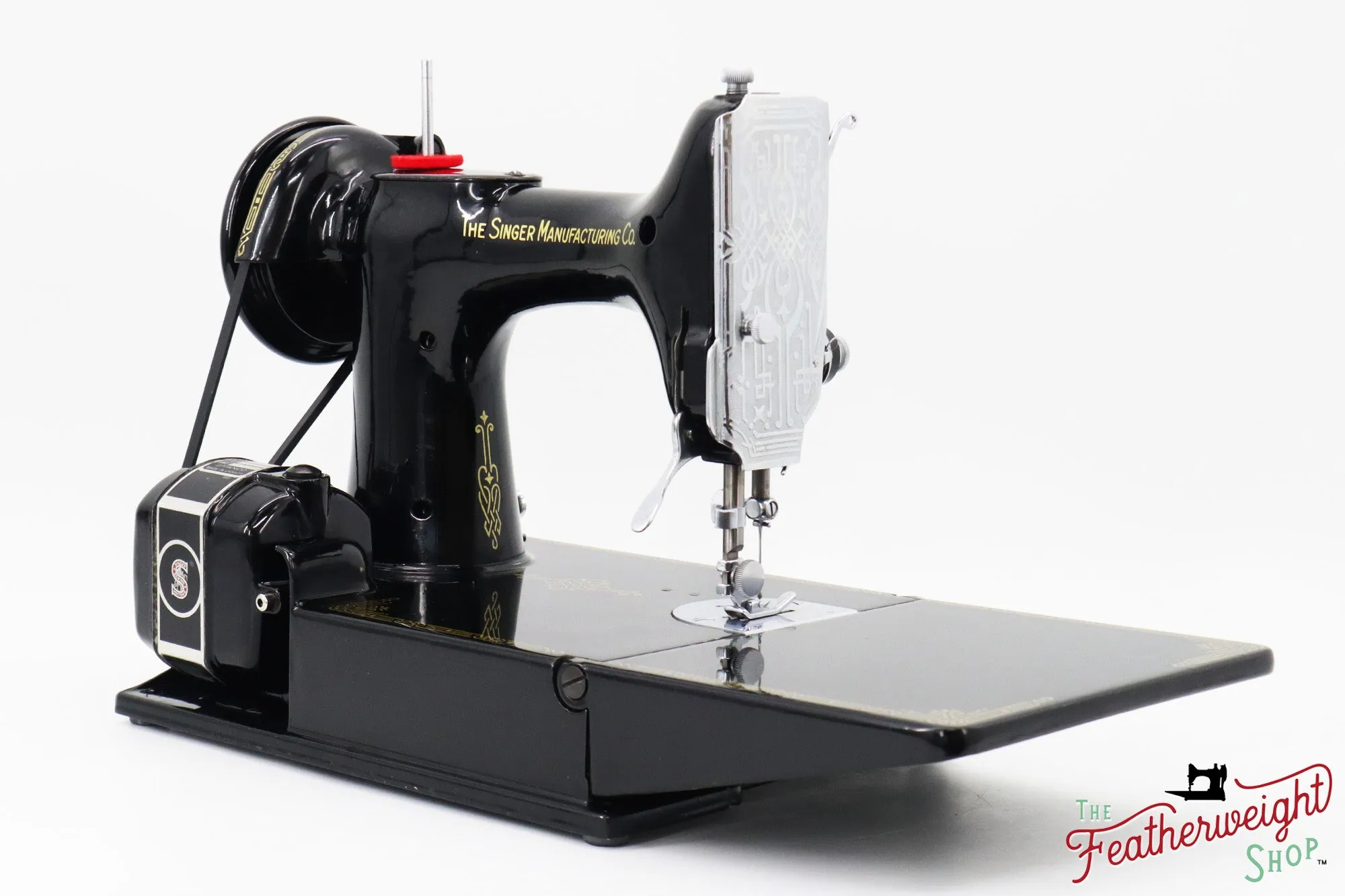 Singer Featherweight 221K Sewing Machine, 1948 - EE808***