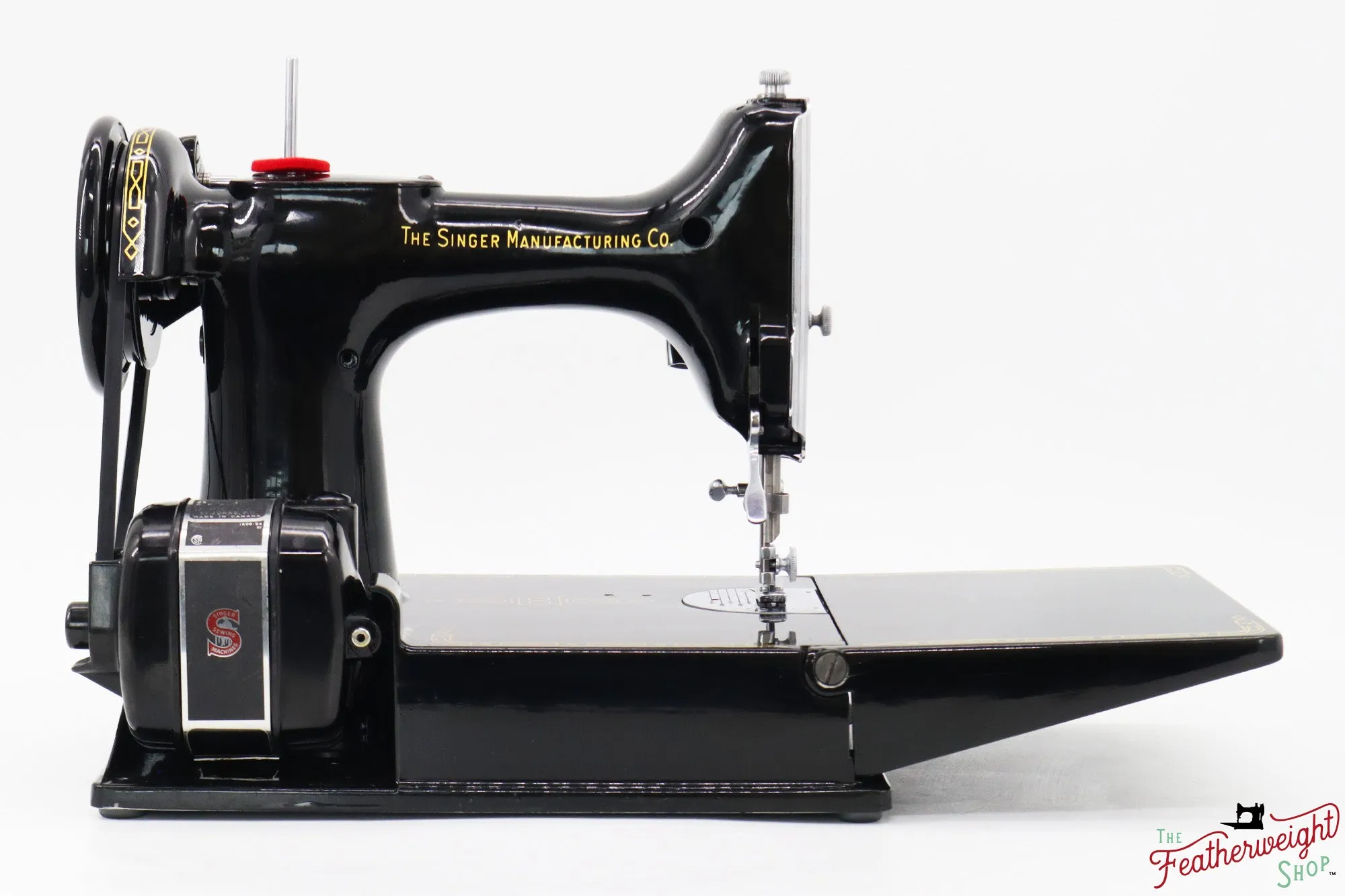 Singer Featherweight 221K Sewing Machine, RED "S" - ES246***