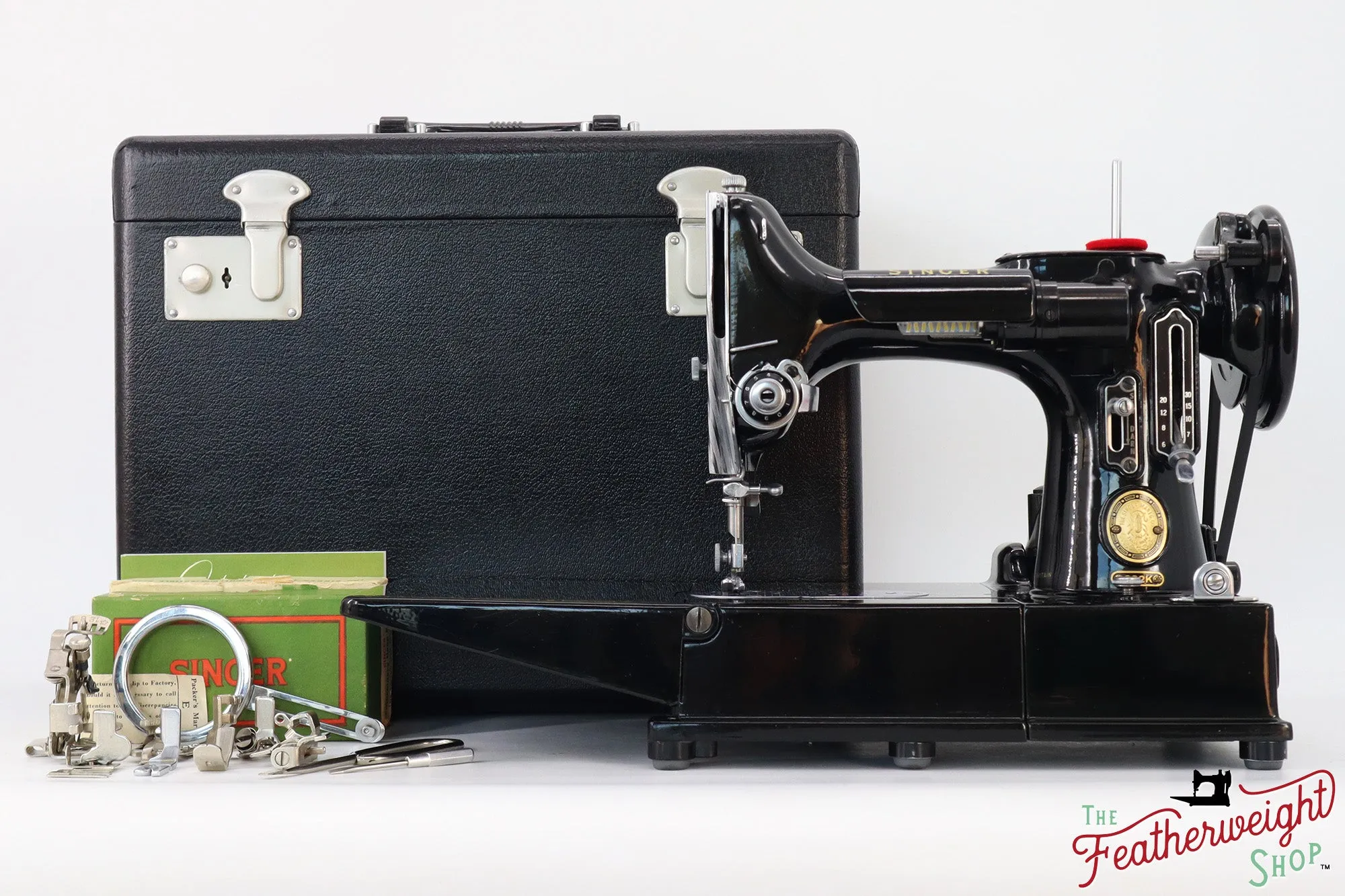 Singer Featherweight 222K Sewing Machine - EM6052**, 1957