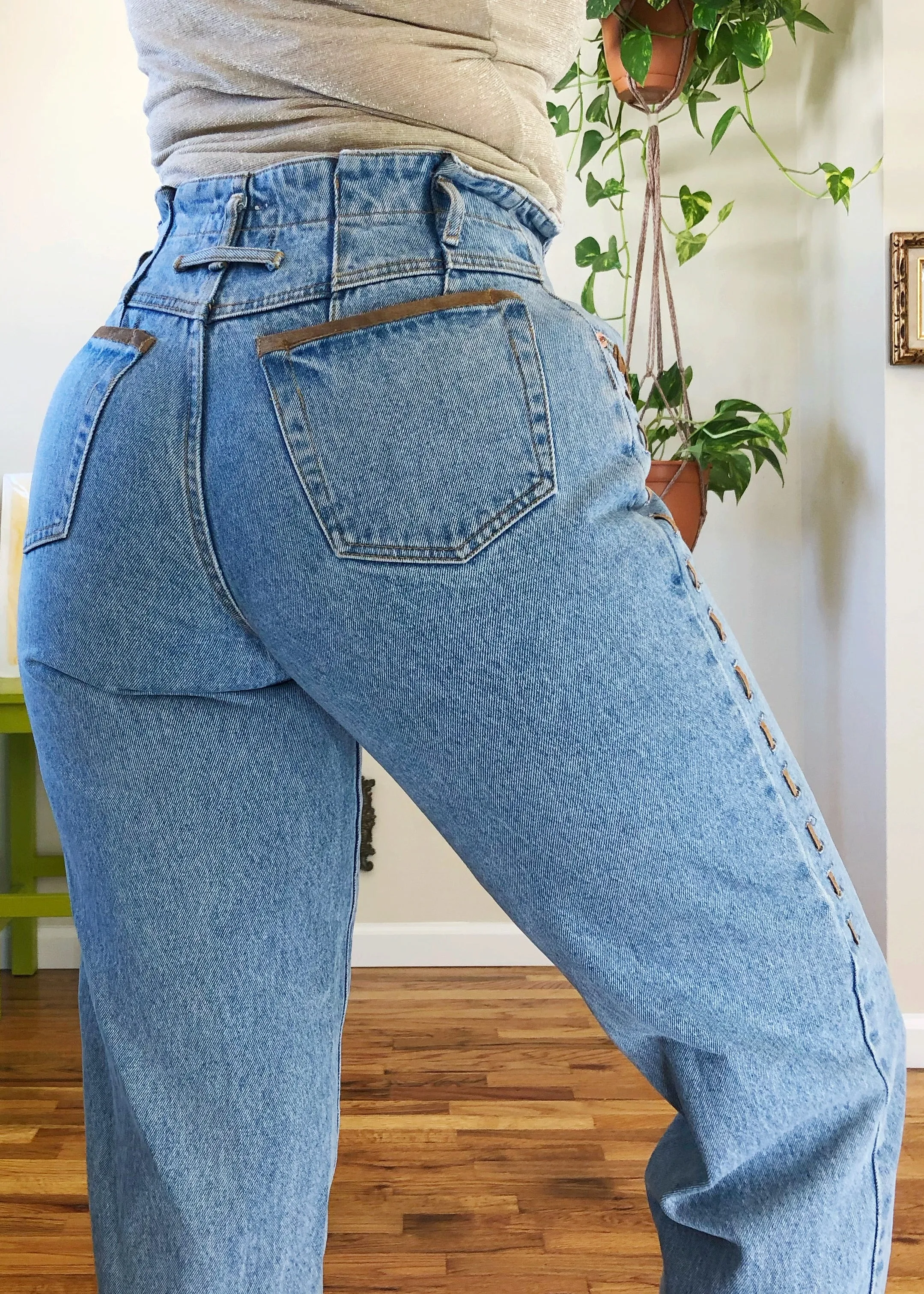 Vintage Paper Bag Waist Suede Detailed Mom Jeans - L